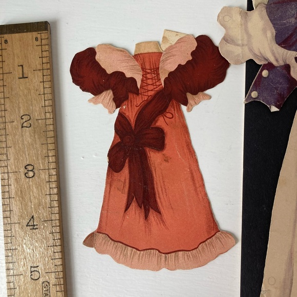Vintage | Raphael Tuck & Sons Paper Doll Dresses & Hats Set - Blue, Teal, Cream - Picture 11 of 11